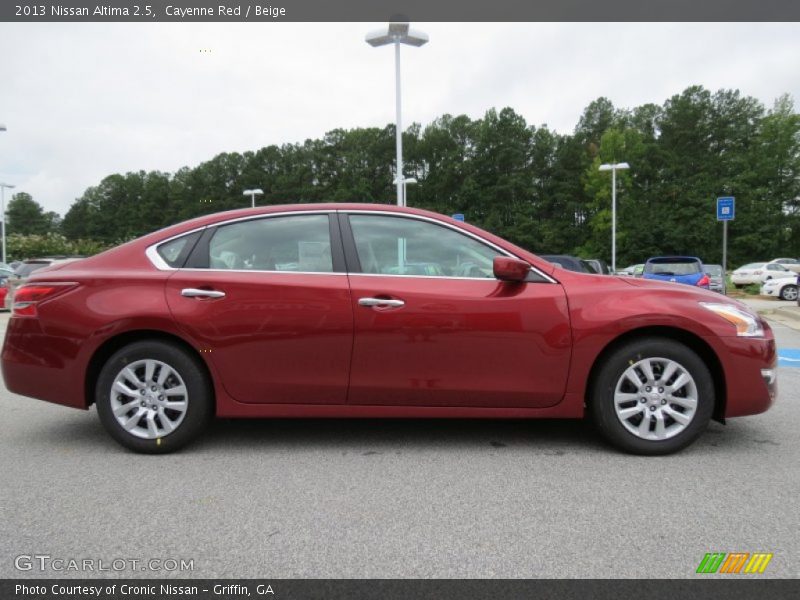 Cayenne Red / Beige 2013 Nissan Altima 2.5