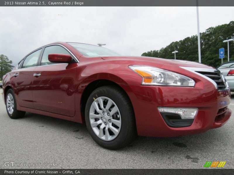 Cayenne Red / Beige 2013 Nissan Altima 2.5