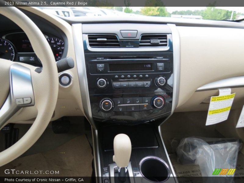 Cayenne Red / Beige 2013 Nissan Altima 2.5