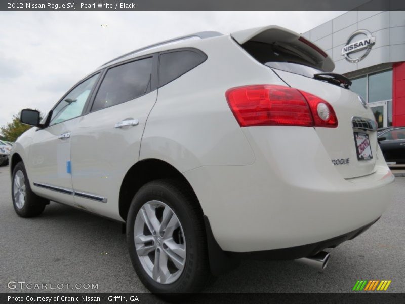 Pearl White / Black 2012 Nissan Rogue SV