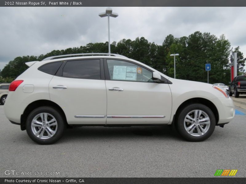 Pearl White / Black 2012 Nissan Rogue SV