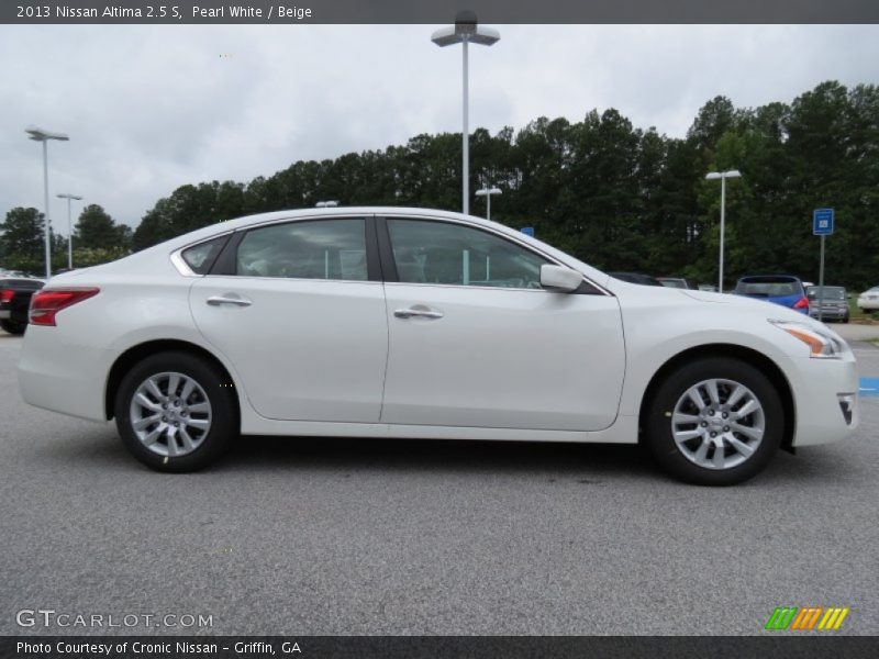 Pearl White / Beige 2013 Nissan Altima 2.5 S