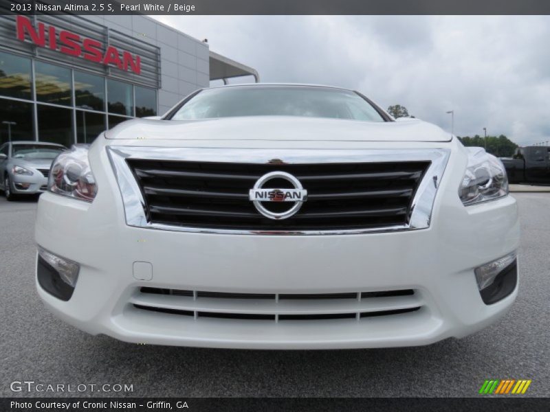 Pearl White / Beige 2013 Nissan Altima 2.5 S