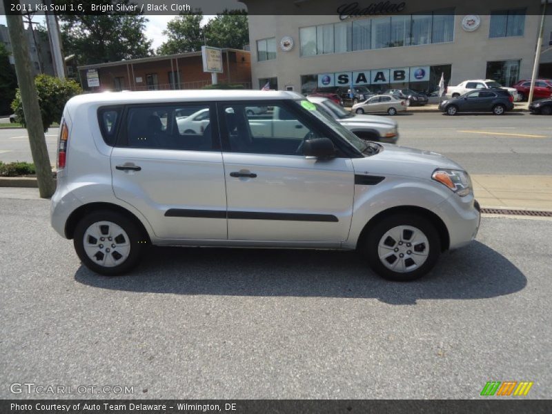 Bright Silver / Black Cloth 2011 Kia Soul 1.6