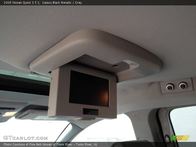 Galaxy Black Metallic / Gray 2006 Nissan Quest 3.5 S