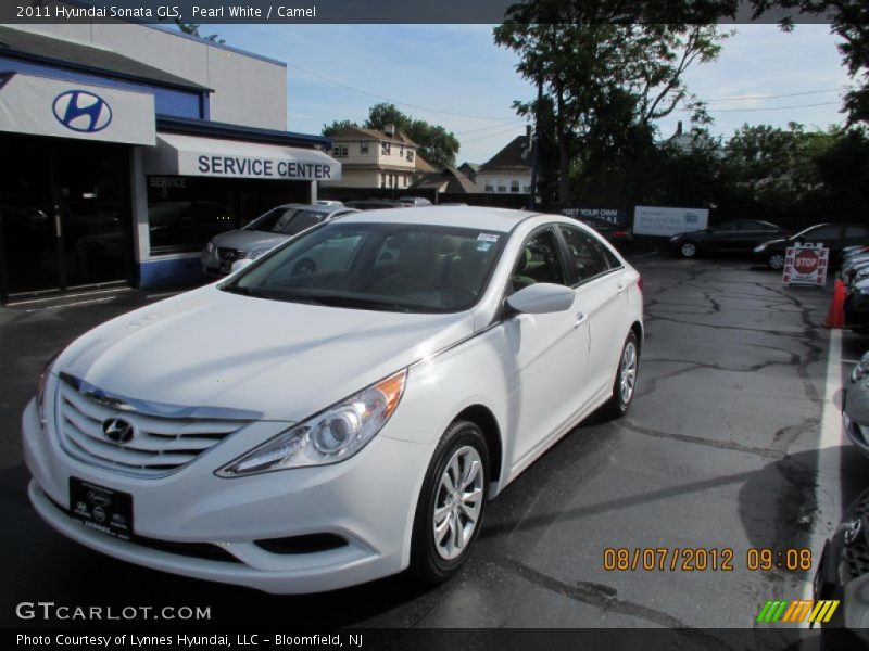 Pearl White / Camel 2011 Hyundai Sonata GLS