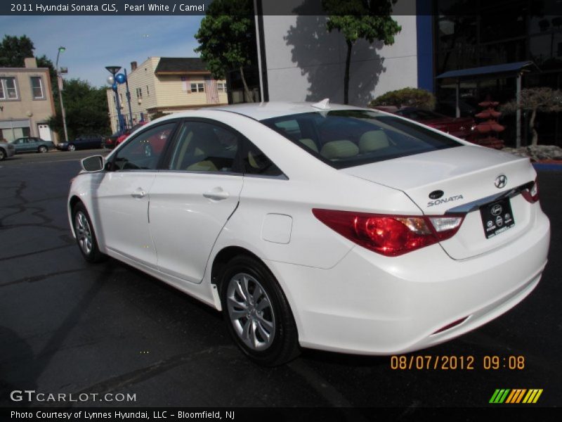 Pearl White / Camel 2011 Hyundai Sonata GLS