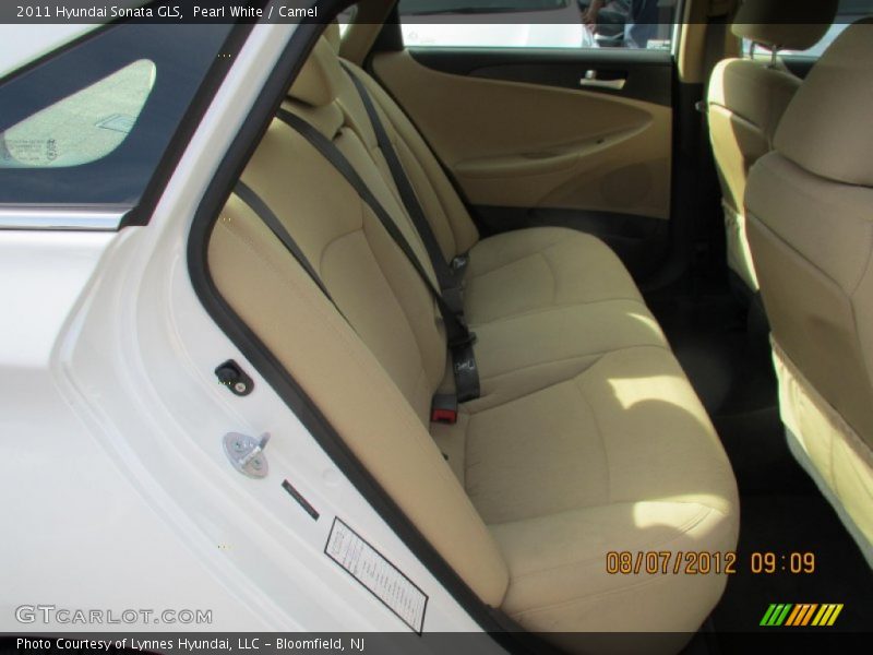 Pearl White / Camel 2011 Hyundai Sonata GLS