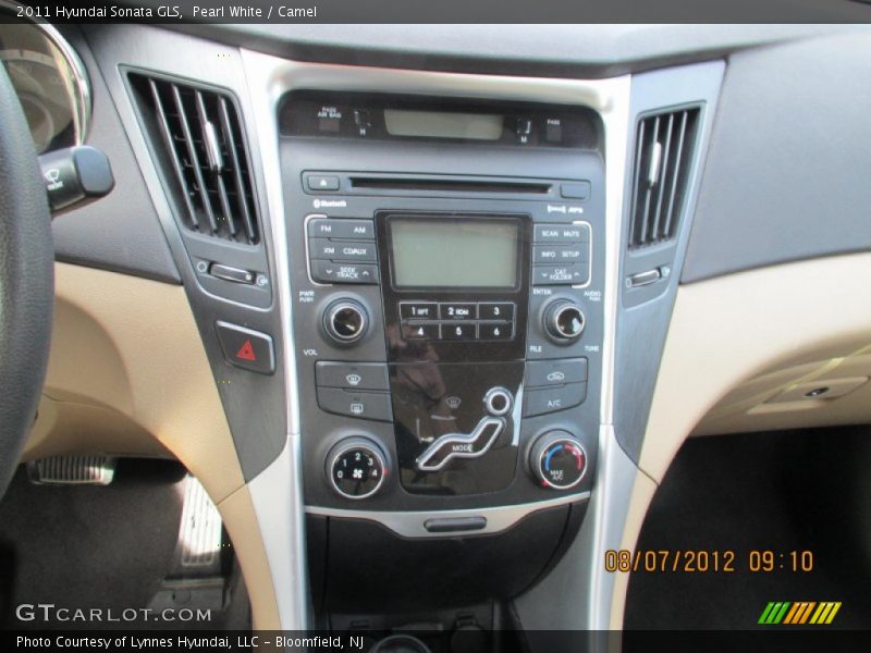 Pearl White / Camel 2011 Hyundai Sonata GLS