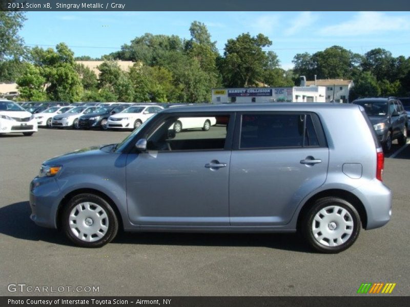 Stingray Metallic / Gray 2011 Scion xB