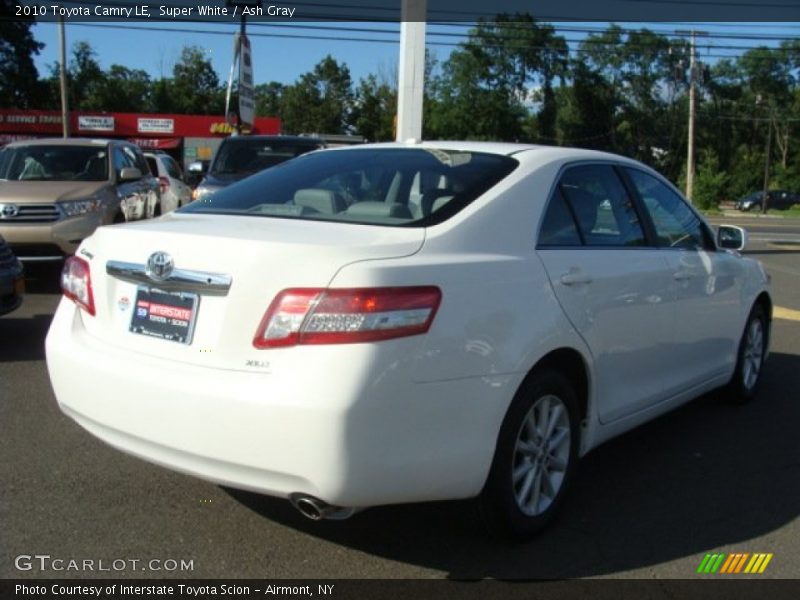 Super White / Ash Gray 2010 Toyota Camry LE