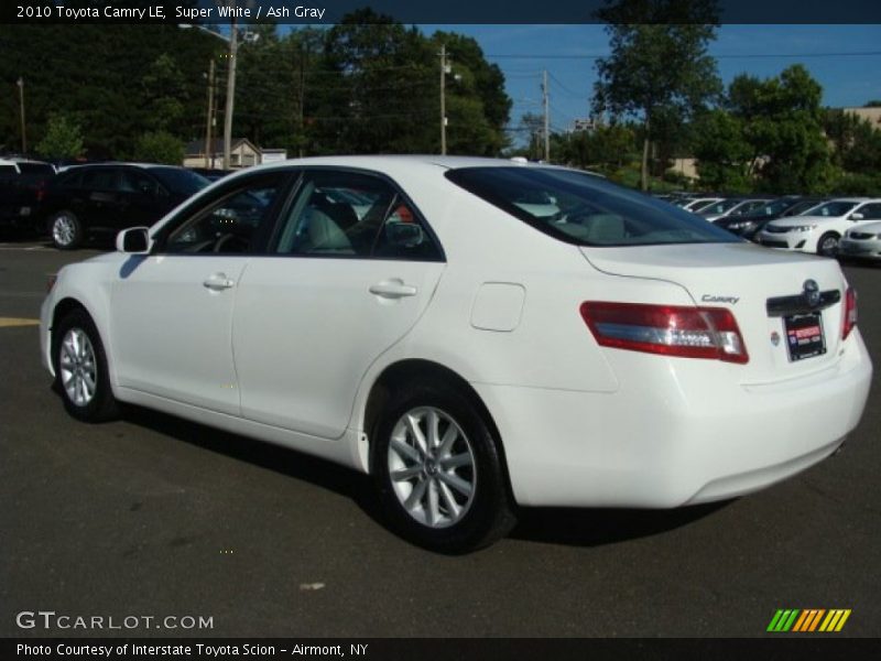 Super White / Ash Gray 2010 Toyota Camry LE