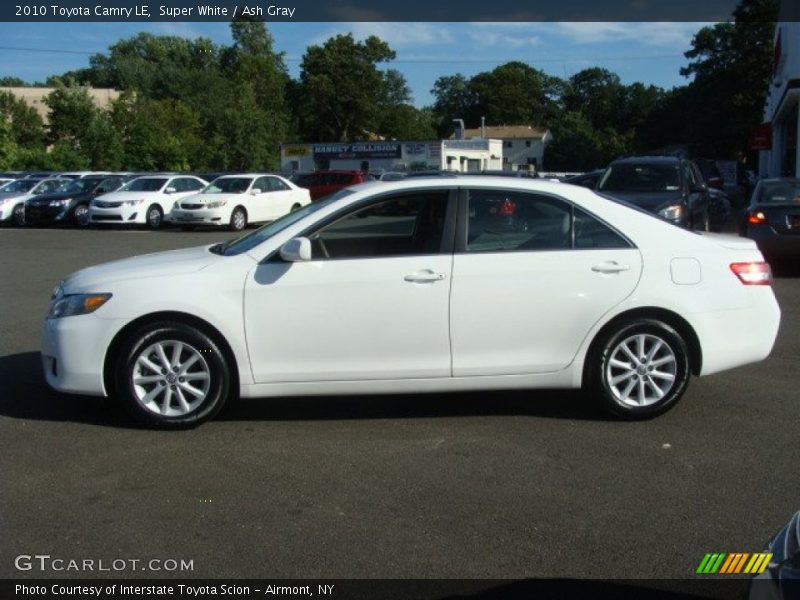 Super White / Ash Gray 2010 Toyota Camry LE