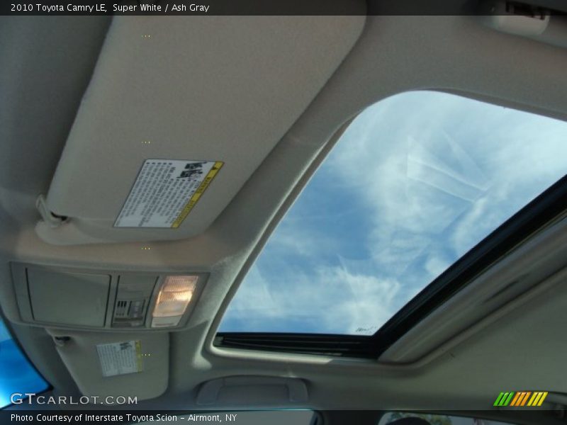 Super White / Ash Gray 2010 Toyota Camry LE