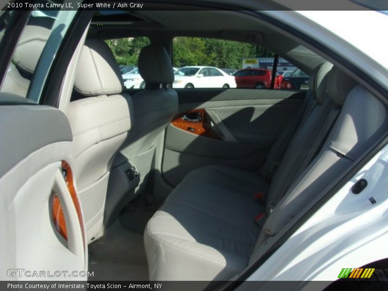 Super White / Ash Gray 2010 Toyota Camry LE
