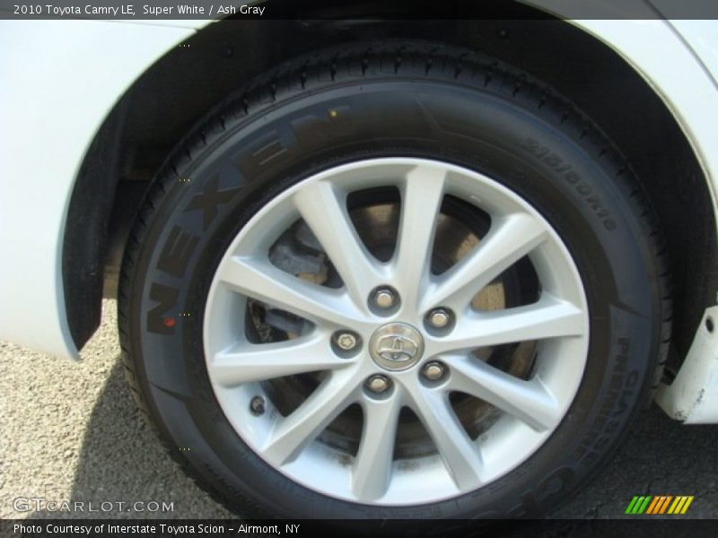 Super White / Ash Gray 2010 Toyota Camry LE