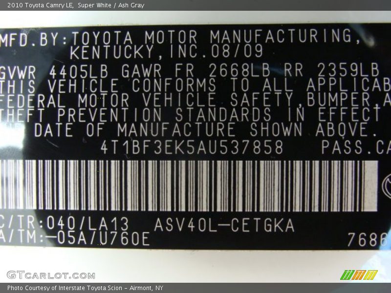 Super White / Ash Gray 2010 Toyota Camry LE