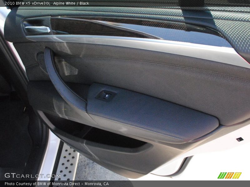 Alpine White / Black 2010 BMW X5 xDrive30i