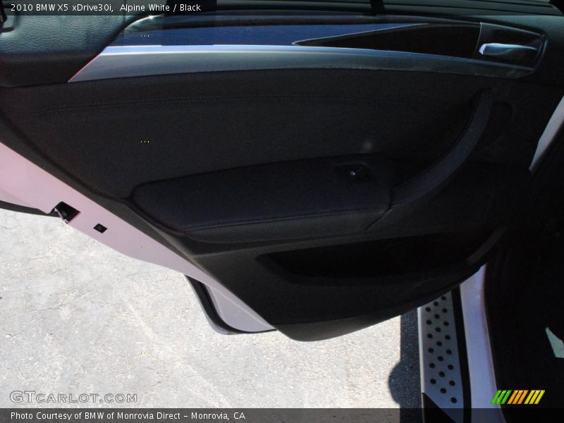 Alpine White / Black 2010 BMW X5 xDrive30i