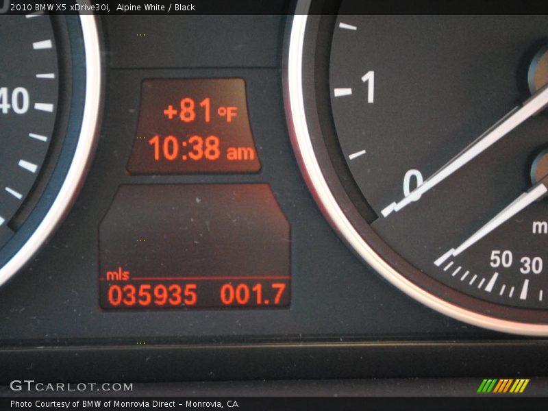 Alpine White / Black 2010 BMW X5 xDrive30i