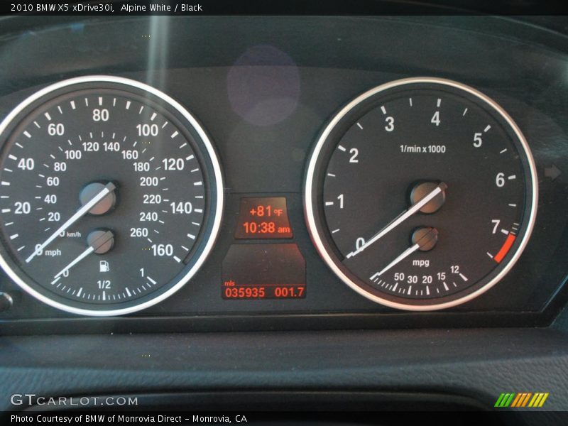 Alpine White / Black 2010 BMW X5 xDrive30i