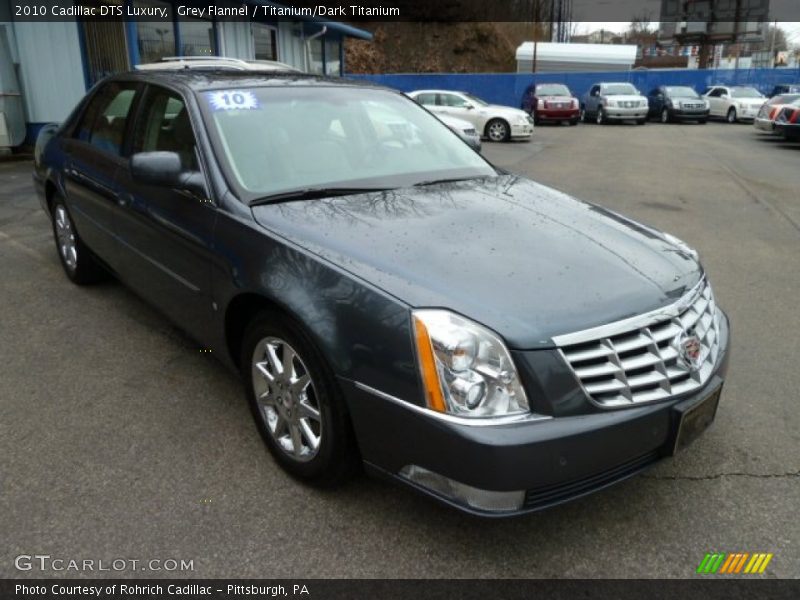 Grey Flannel / Titanium/Dark Titanium 2010 Cadillac DTS Luxury