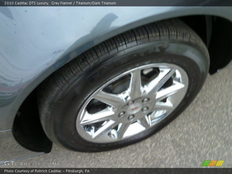 Grey Flannel / Titanium/Dark Titanium 2010 Cadillac DTS Luxury