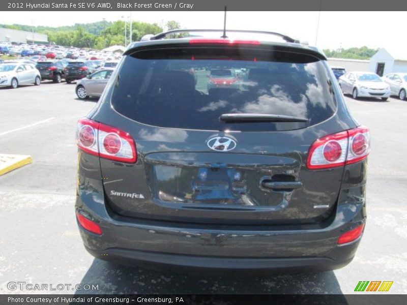 Black Forest Green / Gray 2012 Hyundai Santa Fe SE V6 AWD
