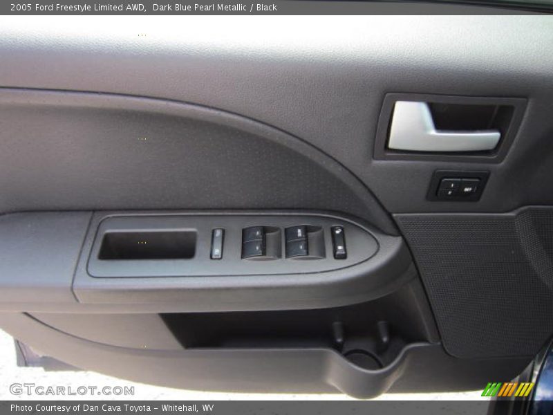 Dark Blue Pearl Metallic / Black 2005 Ford Freestyle Limited AWD