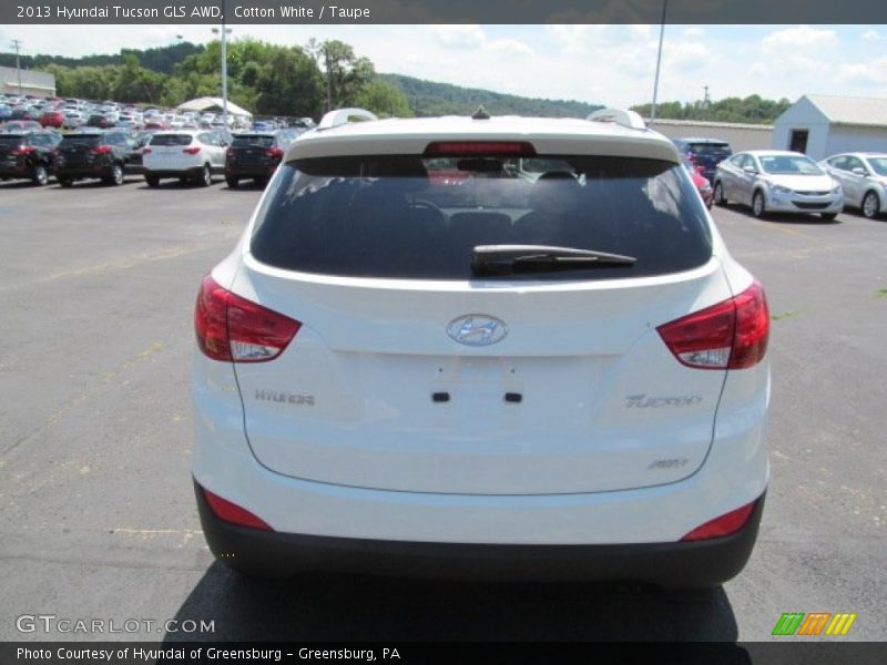 Cotton White / Taupe 2013 Hyundai Tucson GLS AWD