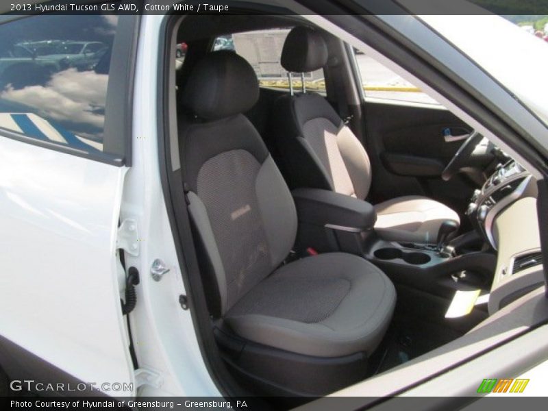 Cotton White / Taupe 2013 Hyundai Tucson GLS AWD