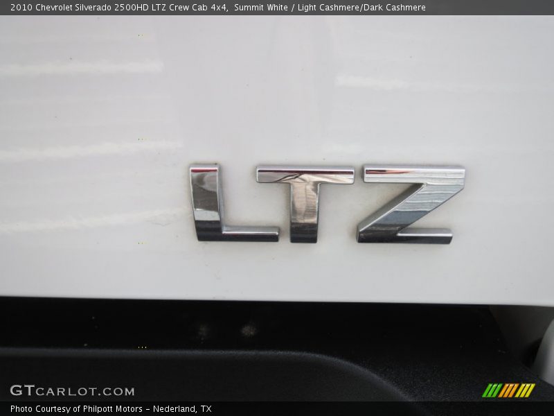  2010 Silverado 2500HD LTZ Crew Cab 4x4 Logo