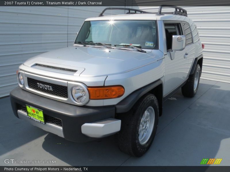 Titanium Metallic / Dark Charcoal 2007 Toyota FJ Cruiser