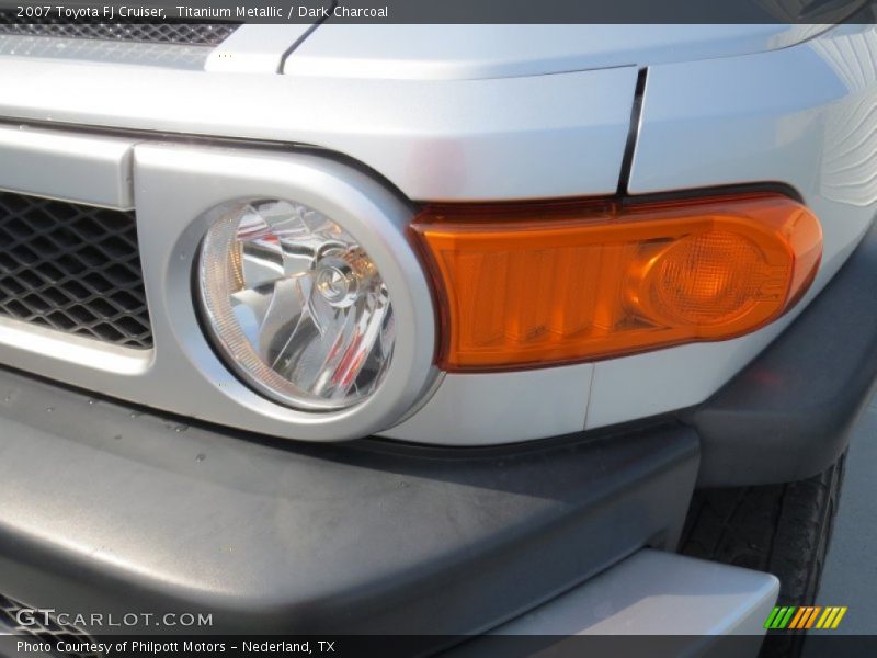 Titanium Metallic / Dark Charcoal 2007 Toyota FJ Cruiser
