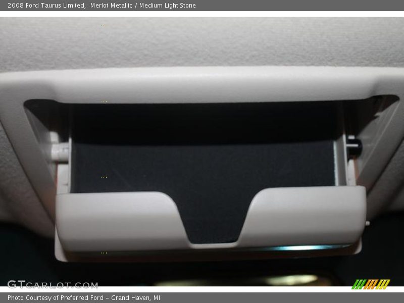 Merlot Metallic / Medium Light Stone 2008 Ford Taurus Limited