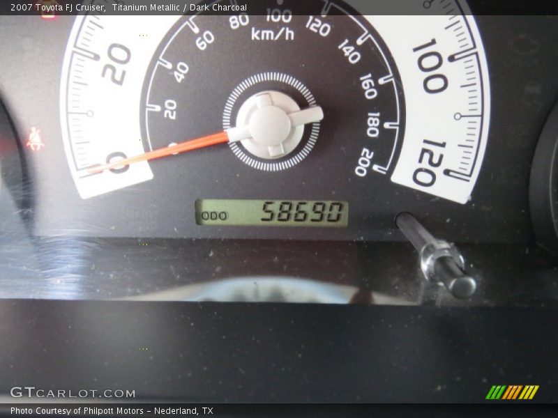 Titanium Metallic / Dark Charcoal 2007 Toyota FJ Cruiser