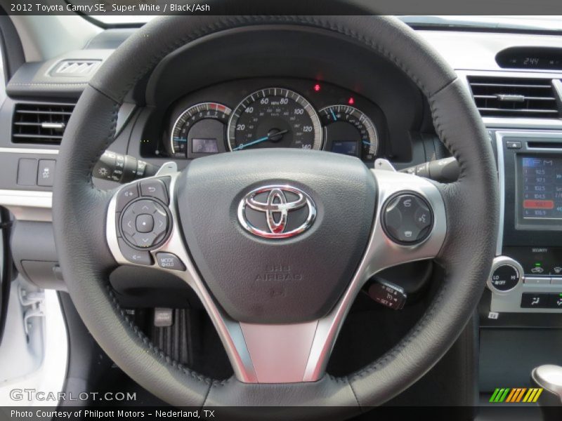 Super White / Black/Ash 2012 Toyota Camry SE