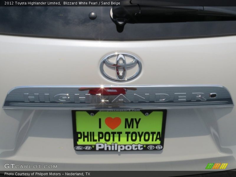 Blizzard White Pearl / Sand Beige 2012 Toyota Highlander Limited