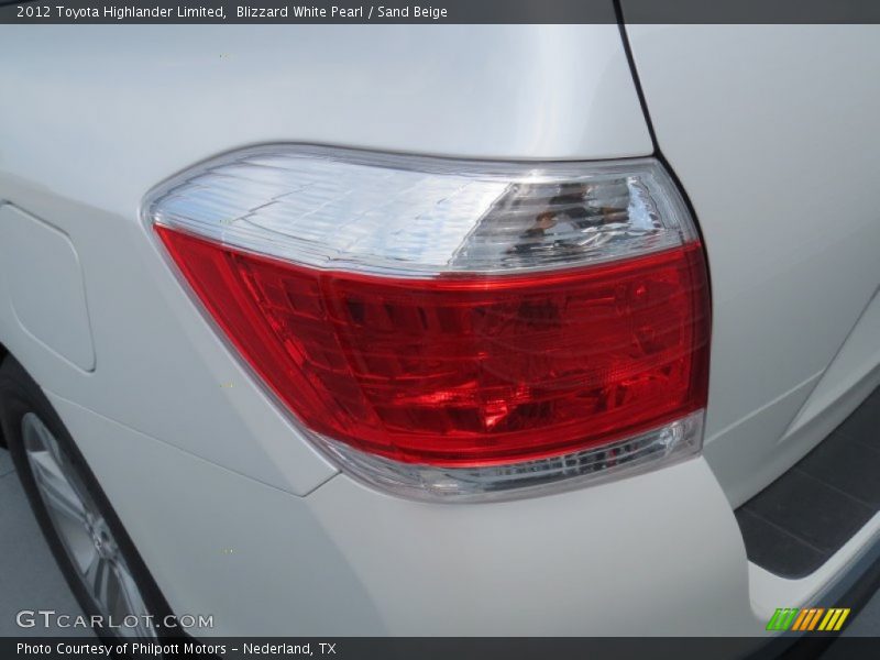 Blizzard White Pearl / Sand Beige 2012 Toyota Highlander Limited