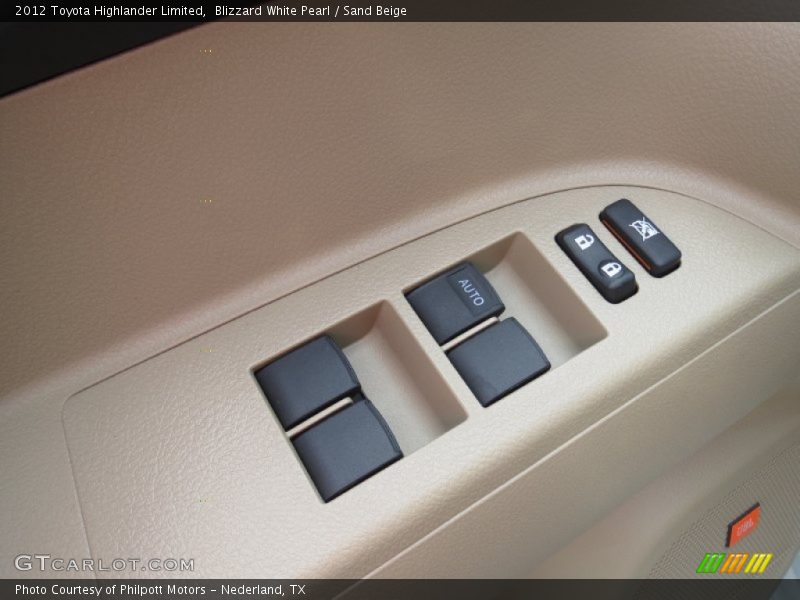 Blizzard White Pearl / Sand Beige 2012 Toyota Highlander Limited