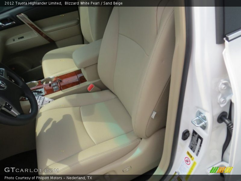Blizzard White Pearl / Sand Beige 2012 Toyota Highlander Limited
