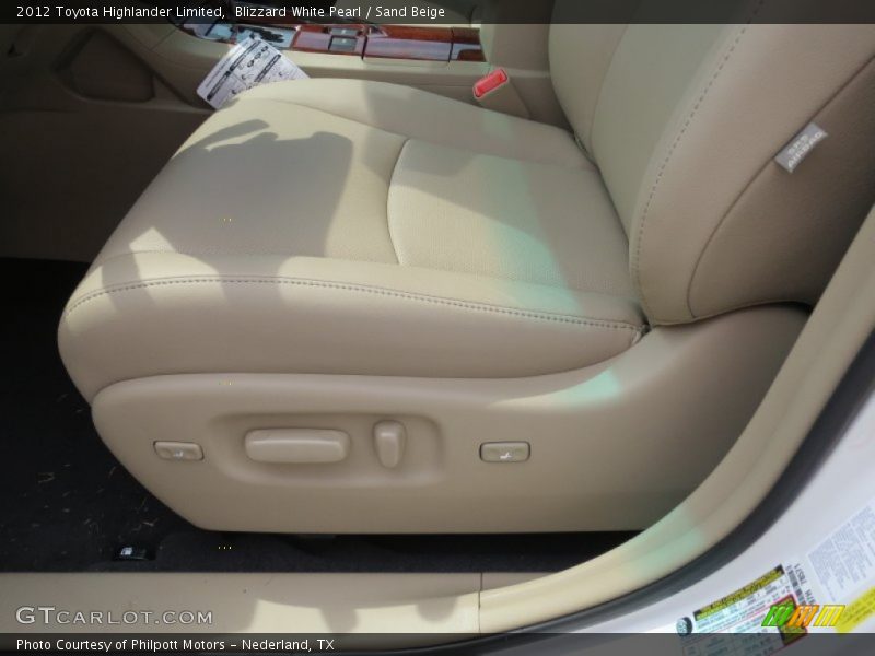 Blizzard White Pearl / Sand Beige 2012 Toyota Highlander Limited