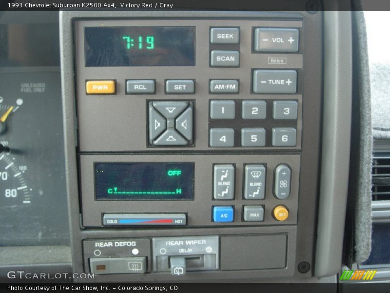 Victory Red / Gray 1993 Chevrolet Suburban K2500 4x4