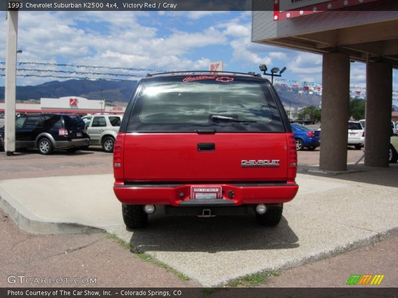 Victory Red / Gray 1993 Chevrolet Suburban K2500 4x4