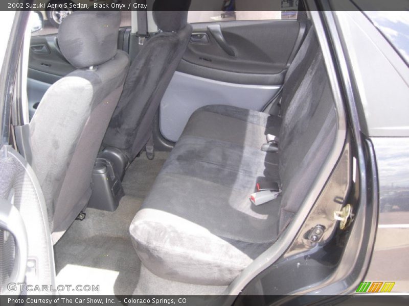 Black Onyx / Gray 2002 Suzuki Aerio S Sedan