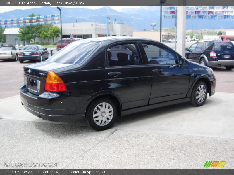 Black Onyx / Gray 2002 Suzuki Aerio S Sedan