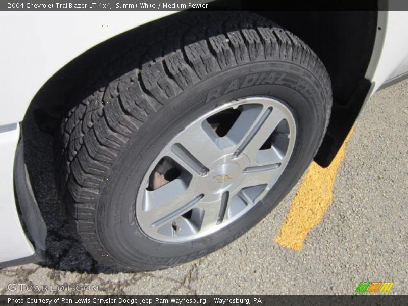 Summit White / Medium Pewter 2004 Chevrolet TrailBlazer LT 4x4