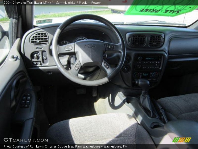 Summit White / Medium Pewter 2004 Chevrolet TrailBlazer LT 4x4