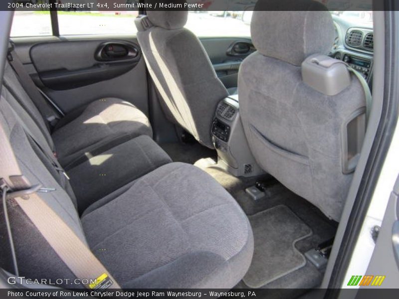 Summit White / Medium Pewter 2004 Chevrolet TrailBlazer LT 4x4