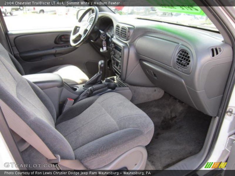 Summit White / Medium Pewter 2004 Chevrolet TrailBlazer LT 4x4